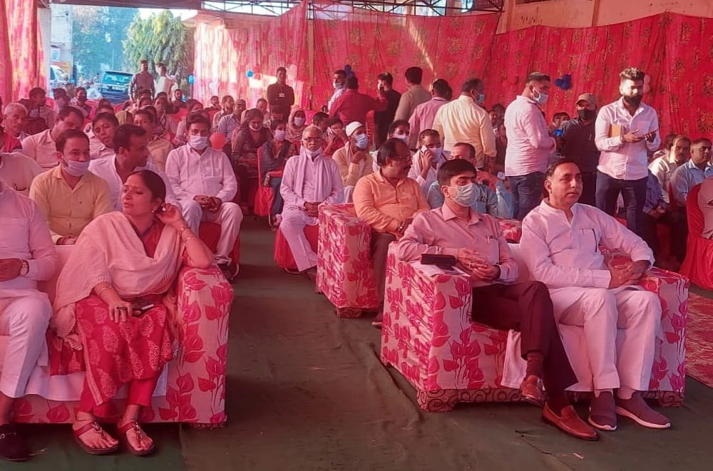 Virtual foundation stone laid for the building of Chief Minister Chhutmalpur Nagar Panchayat from Lucknow