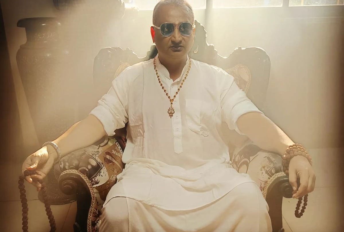 ravi kishan to monalisa these bhojpuri celebrities also worked in bollywood but not achieve the success
