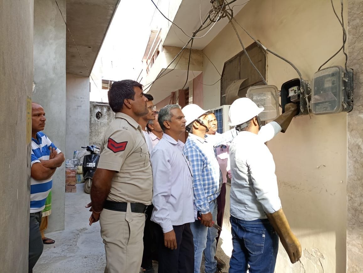 34 teams fined Rs 56.69 lakh on 182 electricity thieves