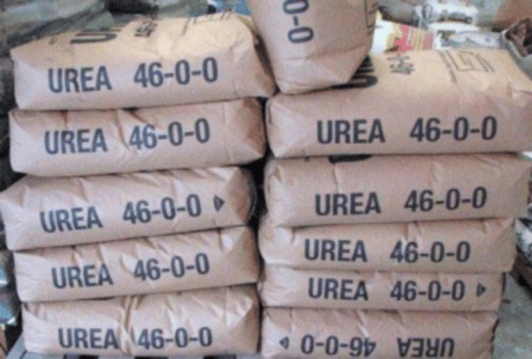 SDM raids on fertilizer seller in Jinds Safidon big misappropriation found in stock
