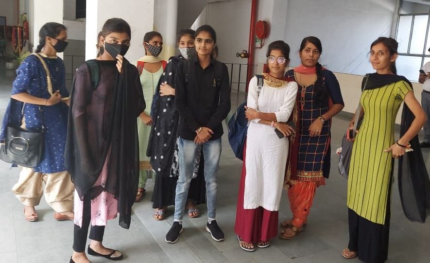 girl students demanded bus service