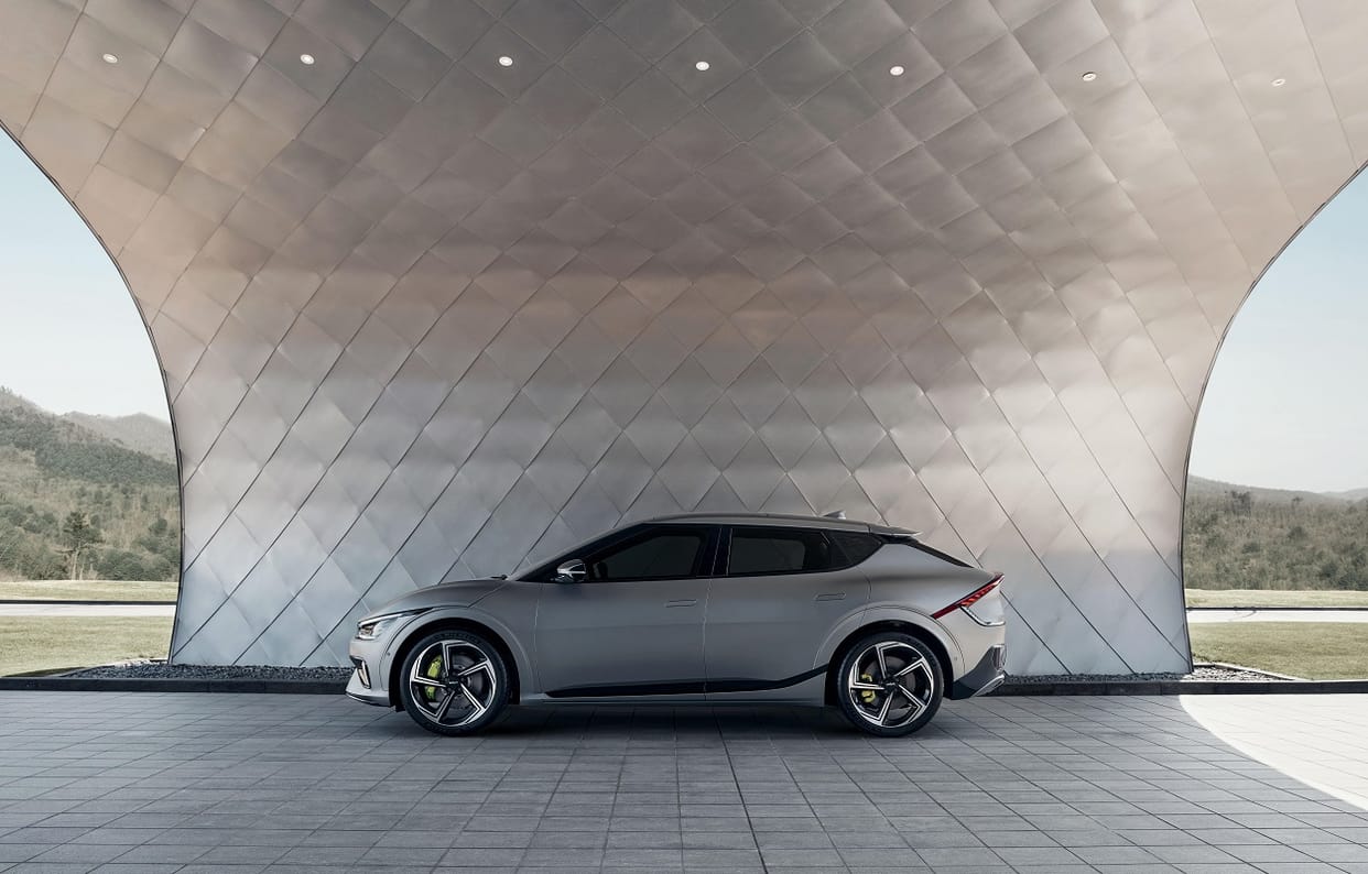 Kia EV6 electric crossover has been voted 2022 German Premium Car of the Year