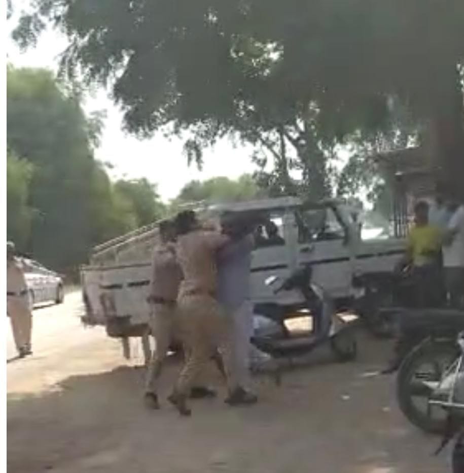 Video of showing black flags to Chief Minister's convoy goes viral, police denies incident