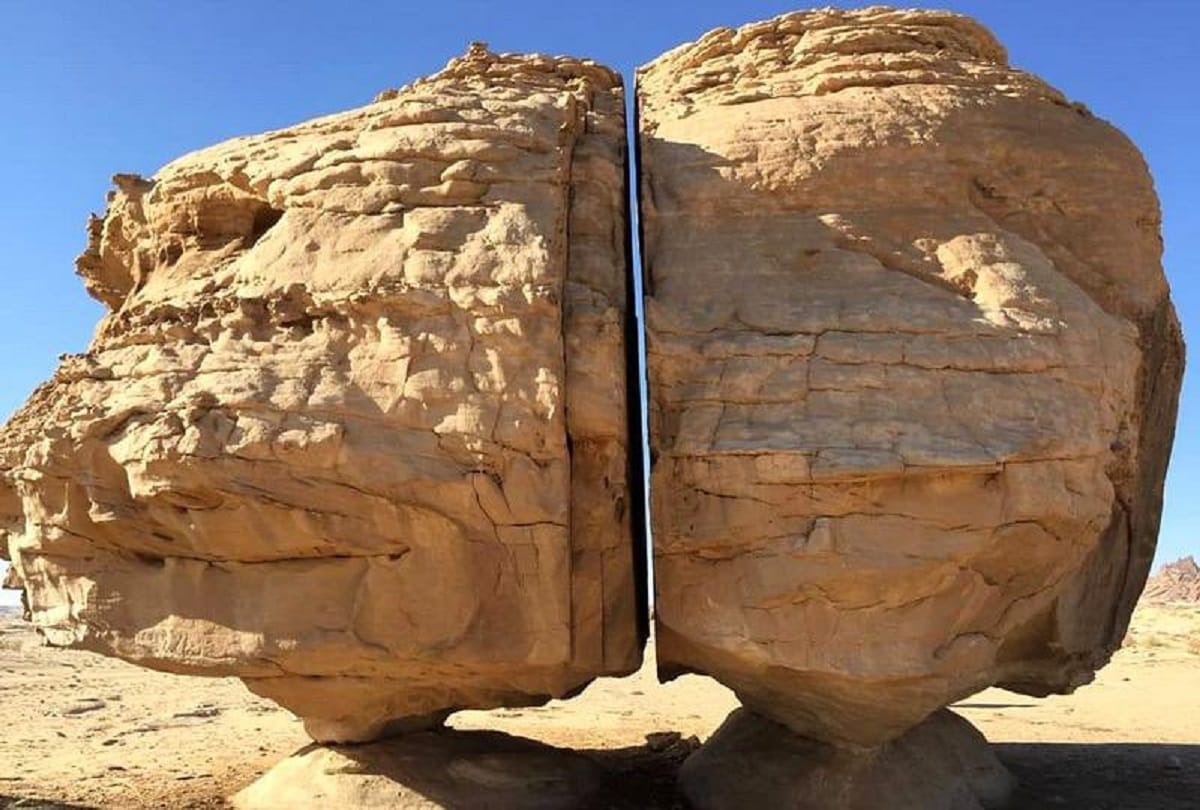 saudi arabia alien al naslaa rock split perfectly sparks to laser know what is the mystery behind it