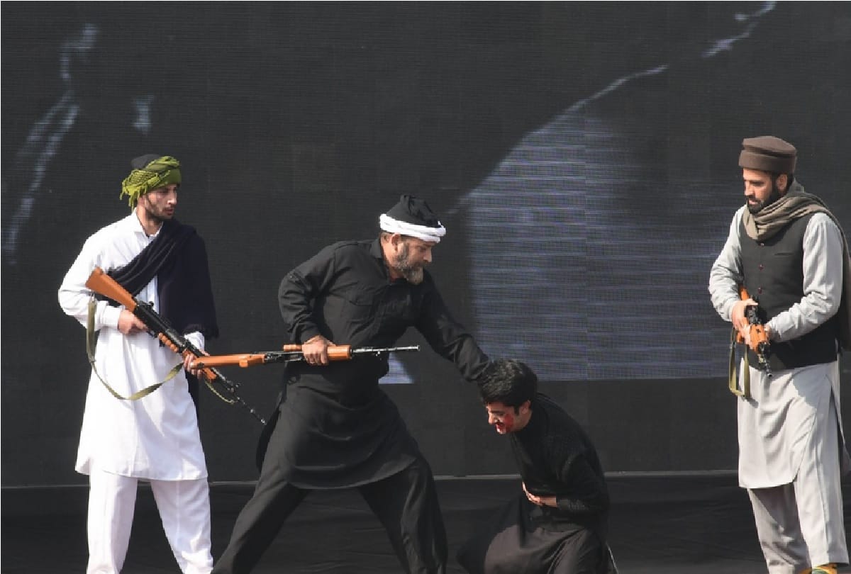 Jammu-Kashmir: Celebration of 74 years of Indian Army's arrival in Srinagar, fighter planes showed stamina, see photos