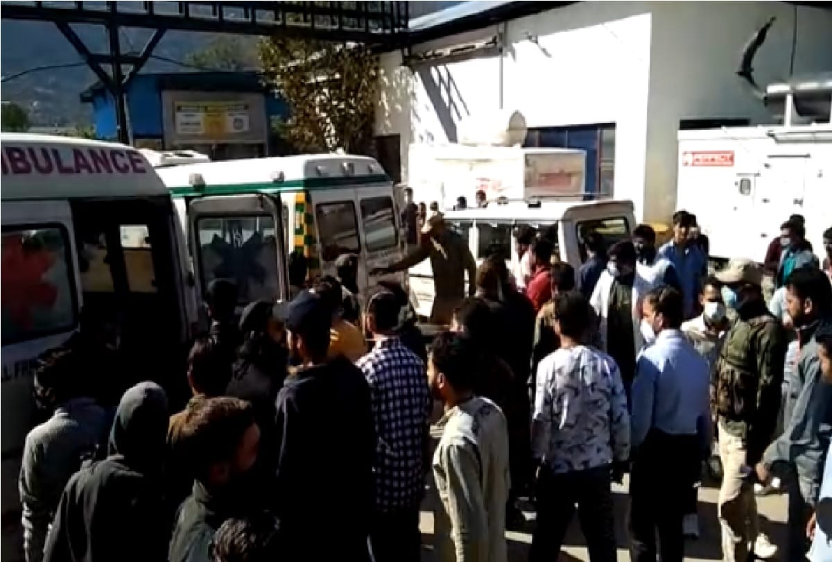 Jammu-Kashmir: Army personnel became angel in Doda accident, airlifted the injured to GMC Jammu