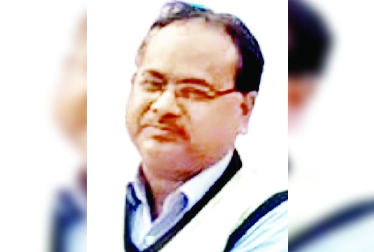 Brajraj Singh Block Education Officer Arrested Taking Bribe Of eight thousand rupees In Agra