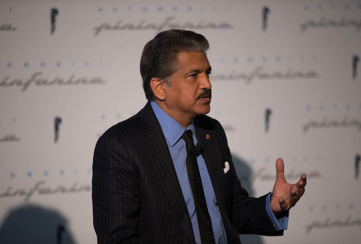 anand mahindra surprised tweet for wrong hindi written word given great idea post viral