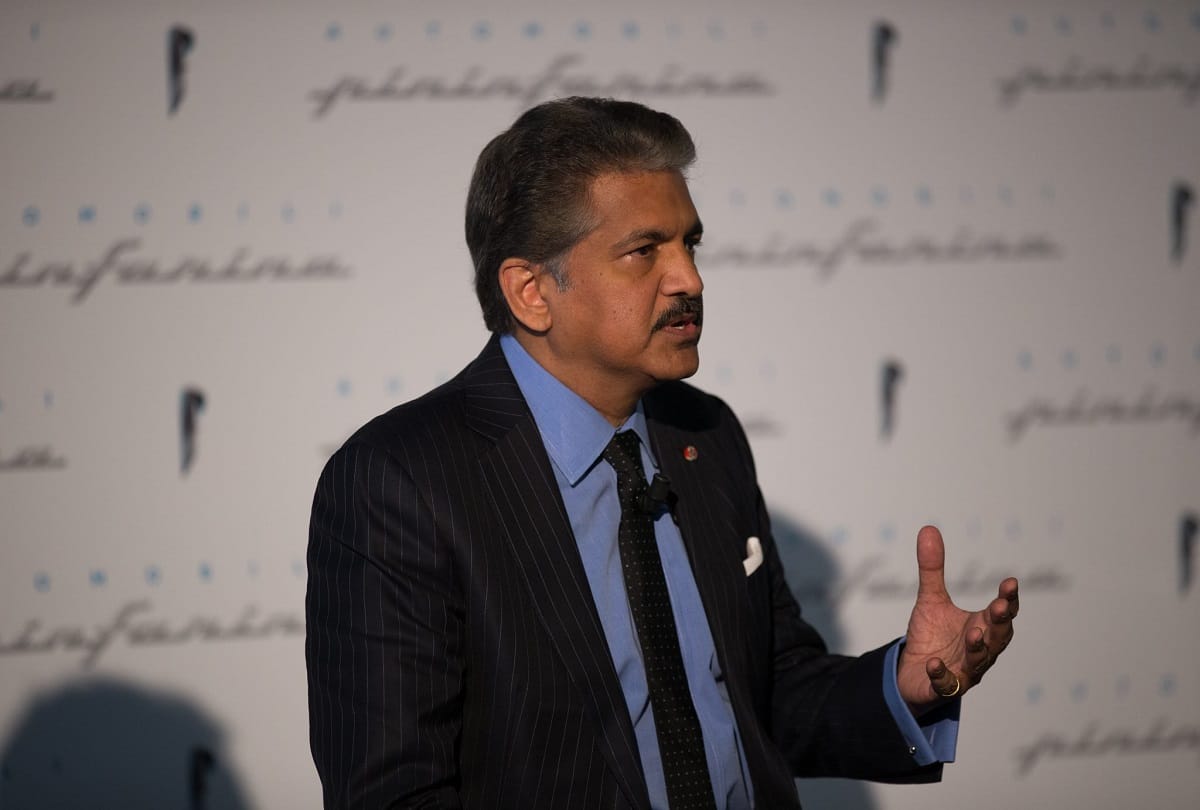 anand mahindra surprised tweet for wrong hindi written word given great idea post viral