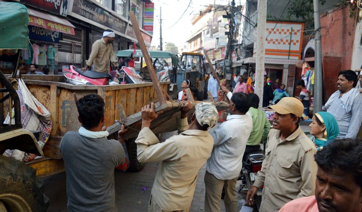 Police and NAP picked up stalls from the markets