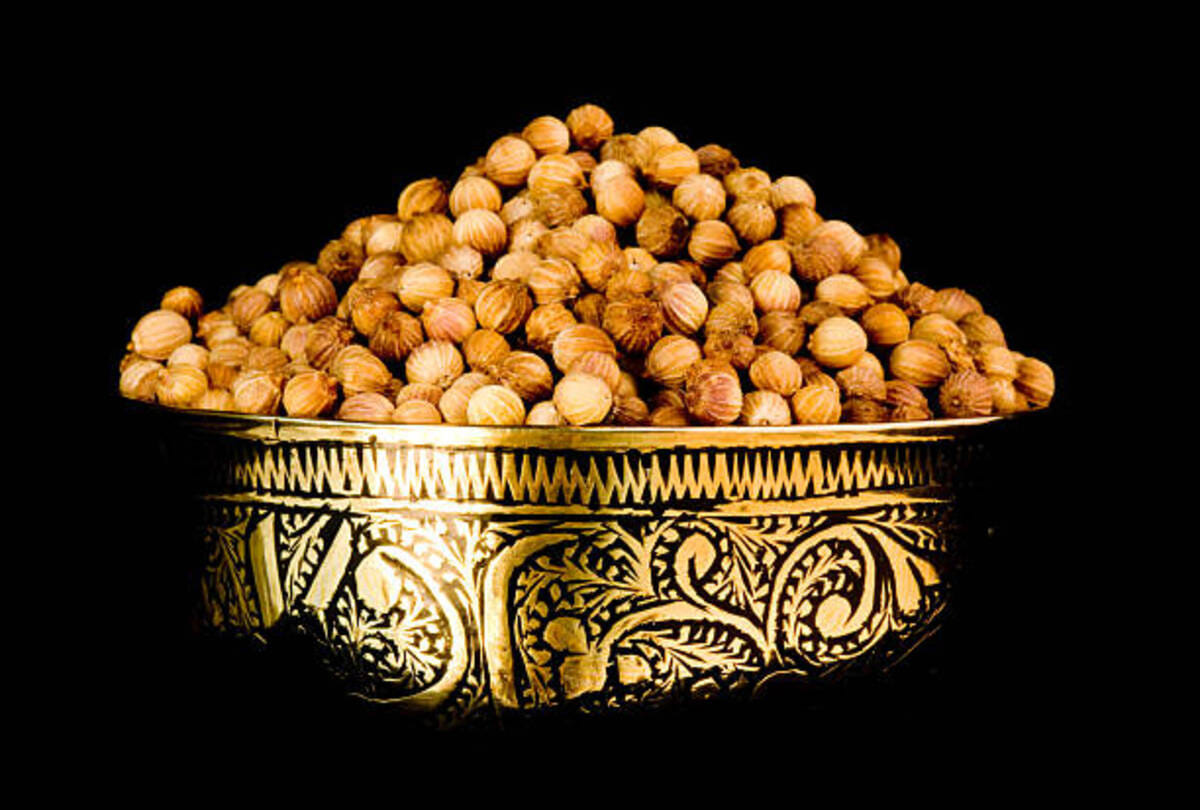 Dhanteras 2023-date-upay in hindi and-remedies-on-this-day-to-get-laxmi-ji-blessing