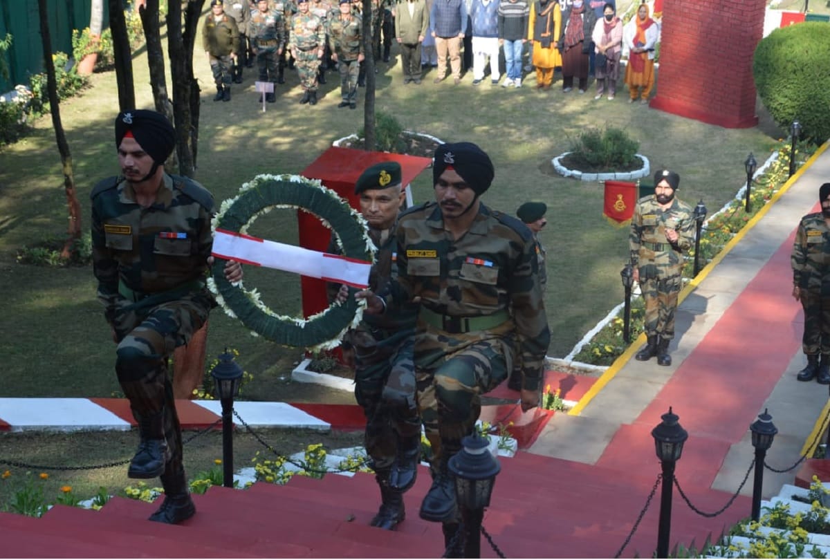Army Day celebrated to commemorate the victory over the tribals in Baramulla, remember the martyrs