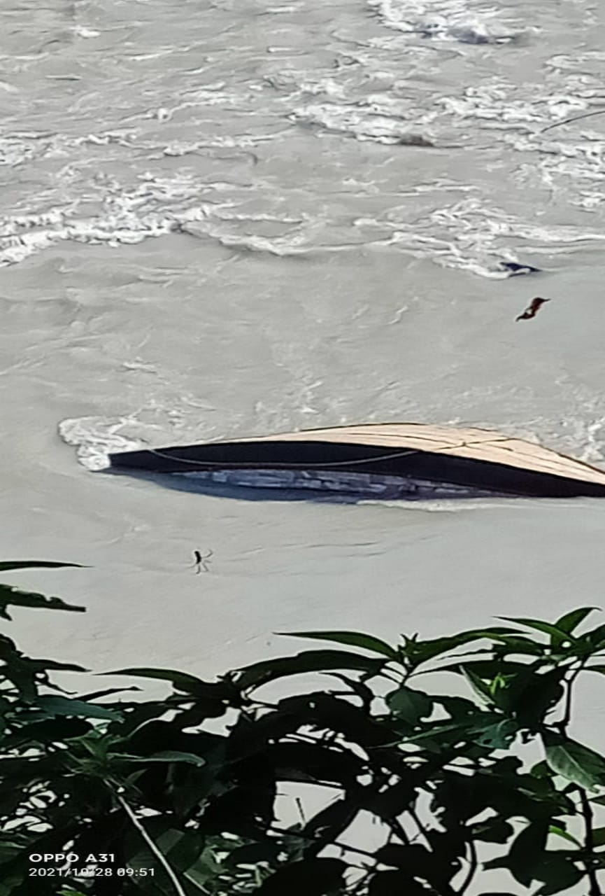 uttarakhand news: boat capsized in nagrughat, girl died, one missing