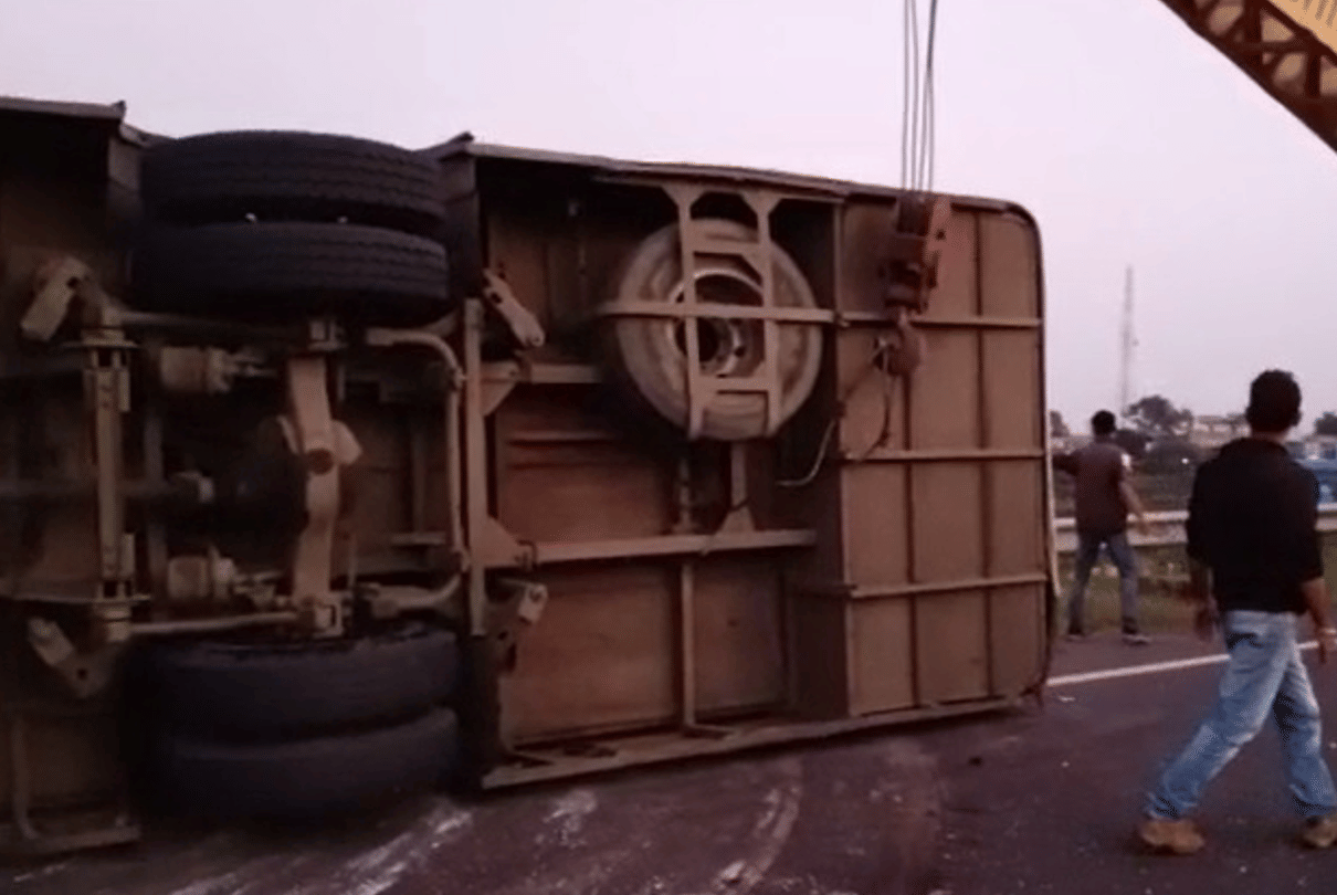 Accident near Indore: A speeding bus overturned on AB Road, driver-helper killed, 8 injured