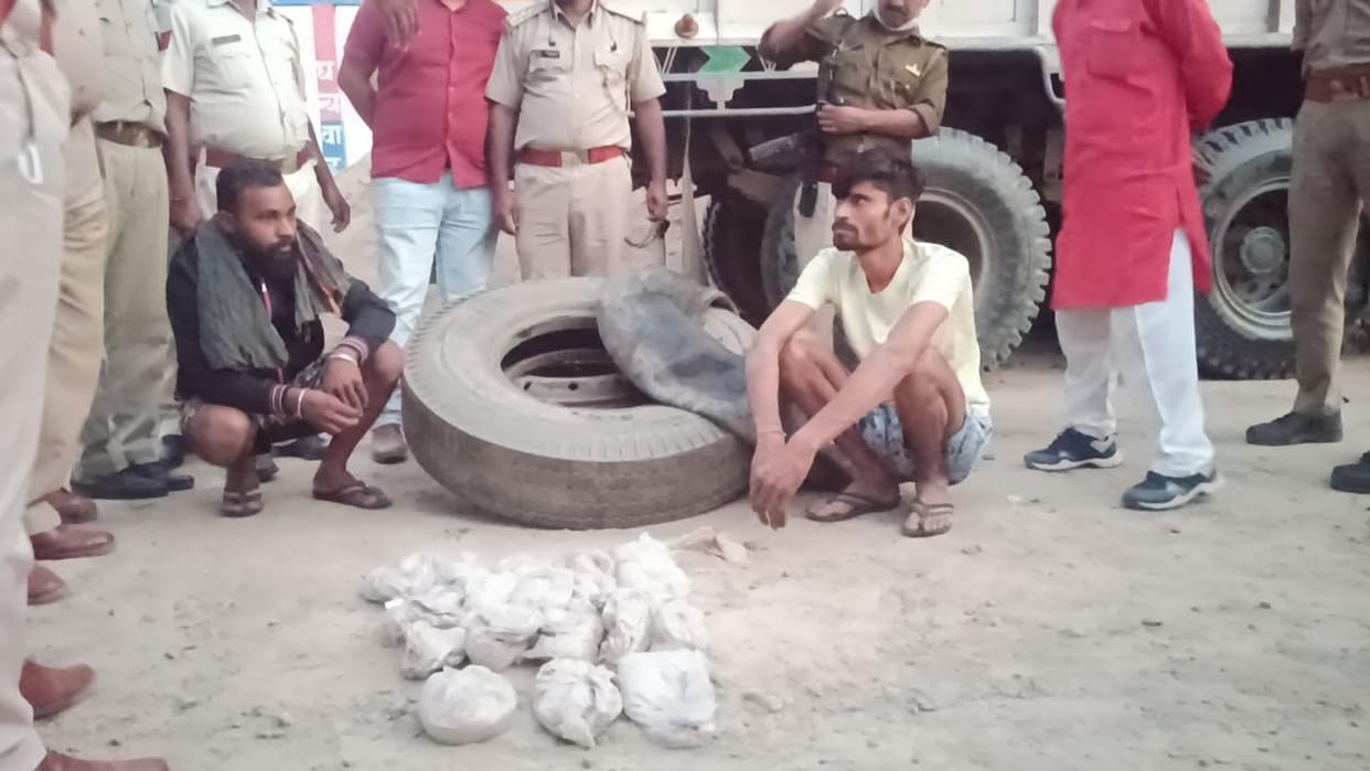 police,MP,jhansi mirjapur national higway,fiter,track
