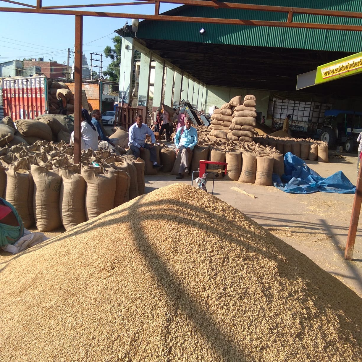 Two paddy purchase centre in BBN farmers waiting for weeks to sell their produce