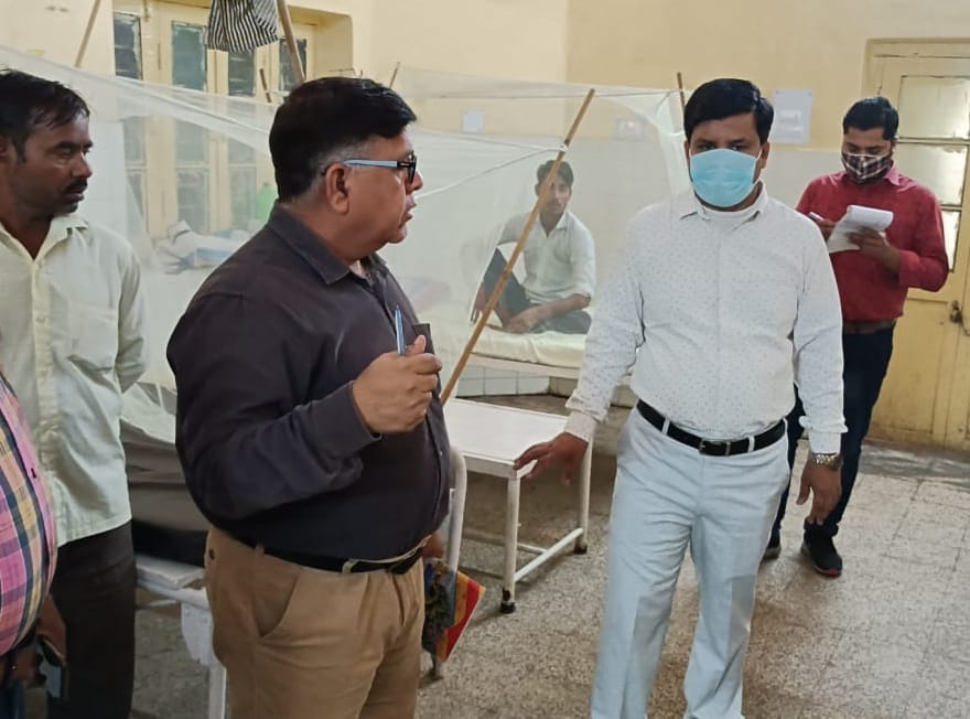 City magistrate raided the district hospital, seven absent