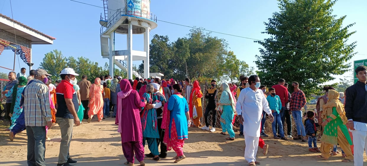 Baba Gurinder Singh Dhillon met with Sangat