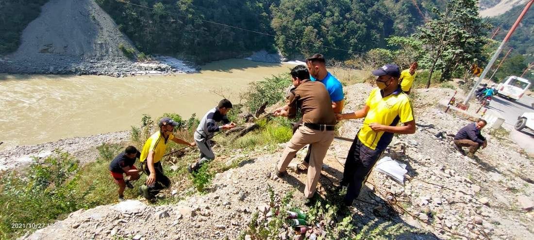 Saved the young man going to jump in the Ganges
