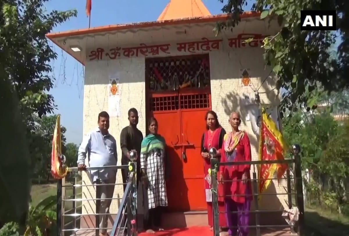 Moradabad Development Authority locked 2 temples after residents allegedly failed to keep the surroundings clean.