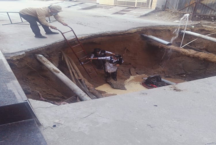 Siblings fall into 10-feet deep pit in Ludhiana of Punjab