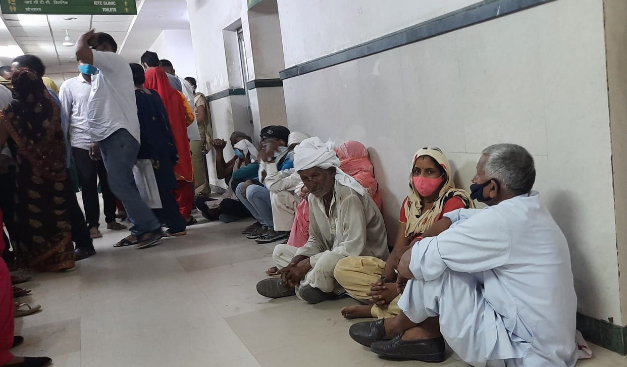 Angry employees strike due to non-payment of salary, OPD system disturbed