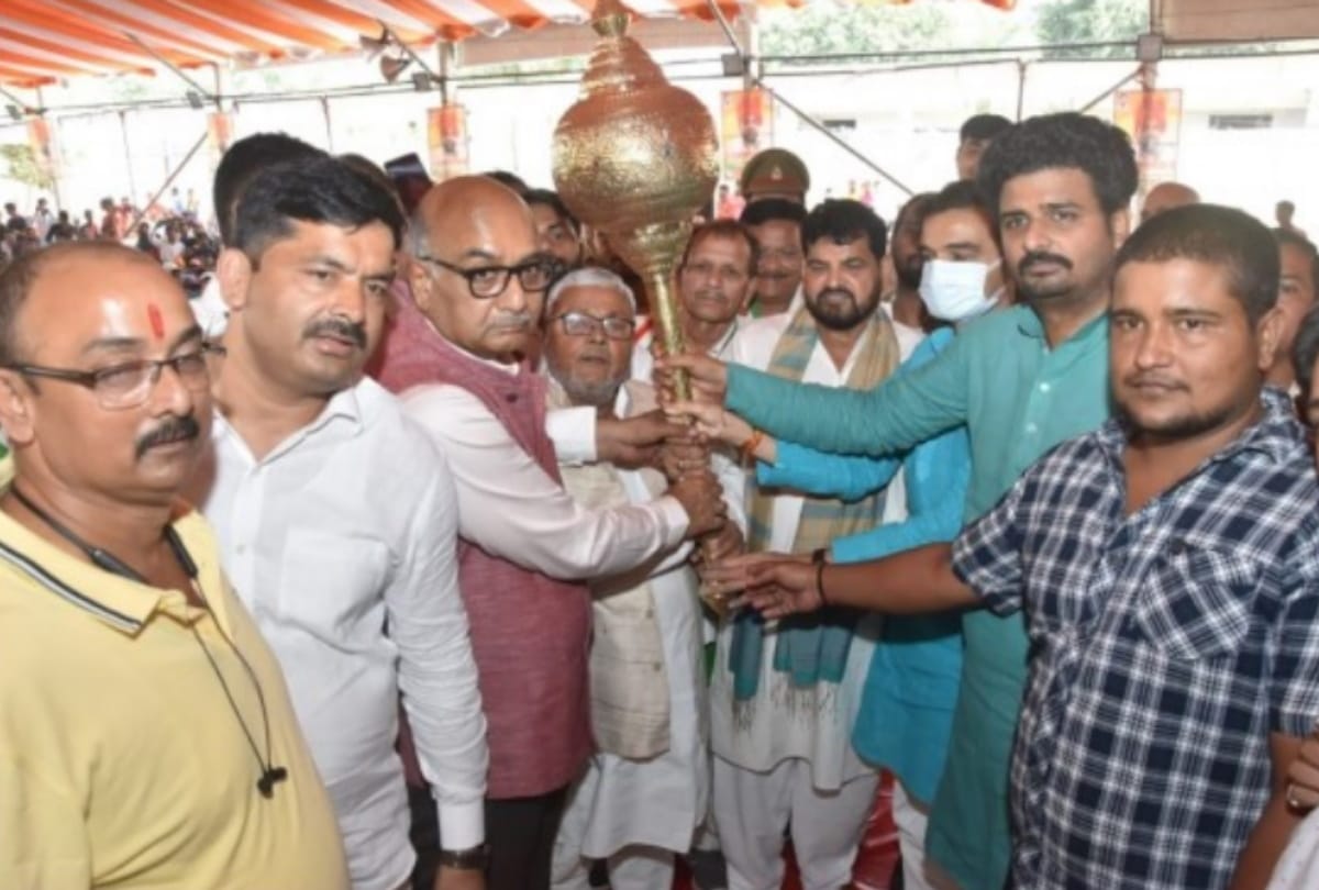 Meerut wrestlers dominate first day of senior state wrestling in Gorakhpur