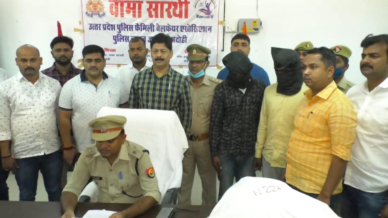 Two miscreants of ATM cutting gang arrested in Bhadohi