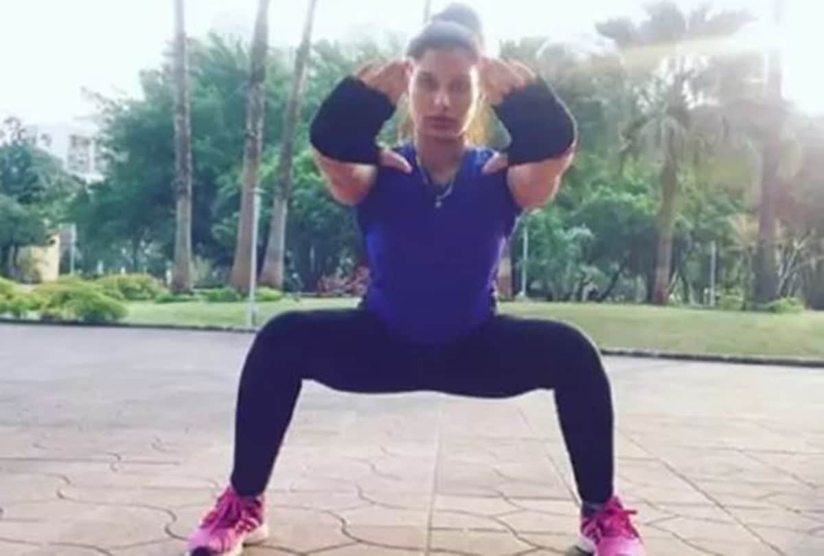 Monalisa to sambhavna seth these actresses are fitness freak of bhojpuri industry see photos