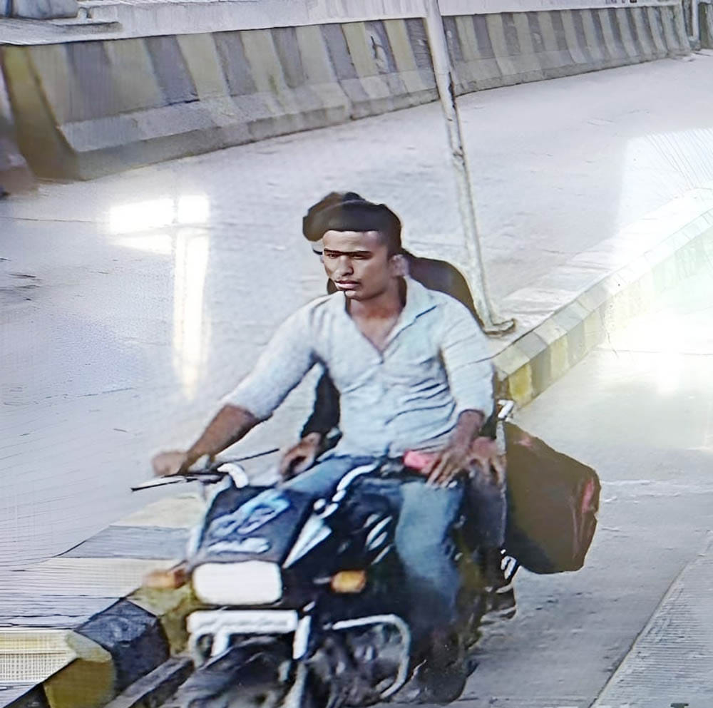 Those carrying lakhs of rupees were not traced