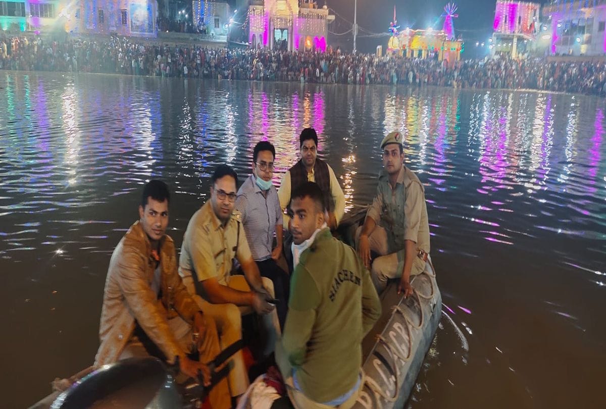 Dm And Ssp Stay In Fair Of Ahoi Ashtami Radh Kund Mathura News