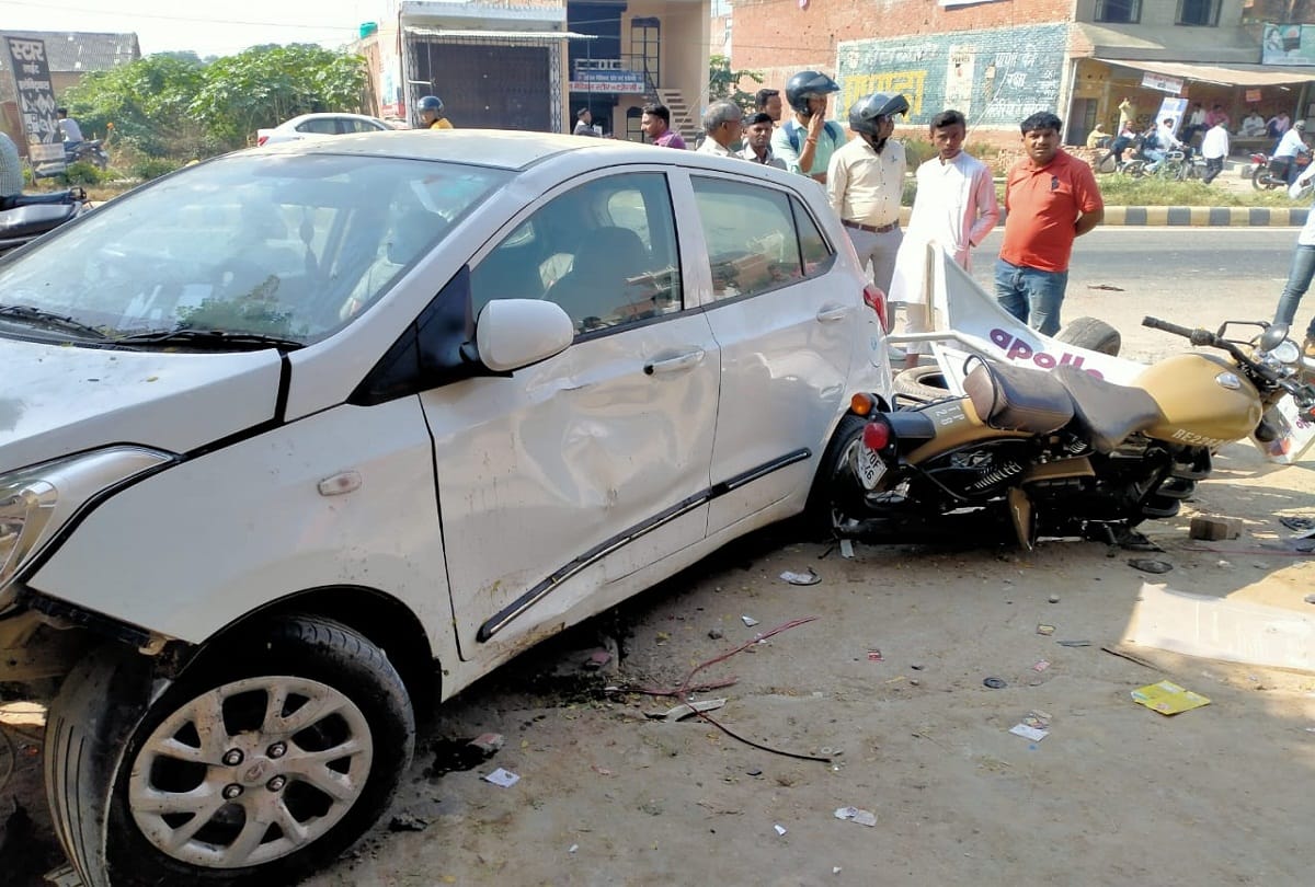 Kaushambi Four killed in massive road accident in Puramufti