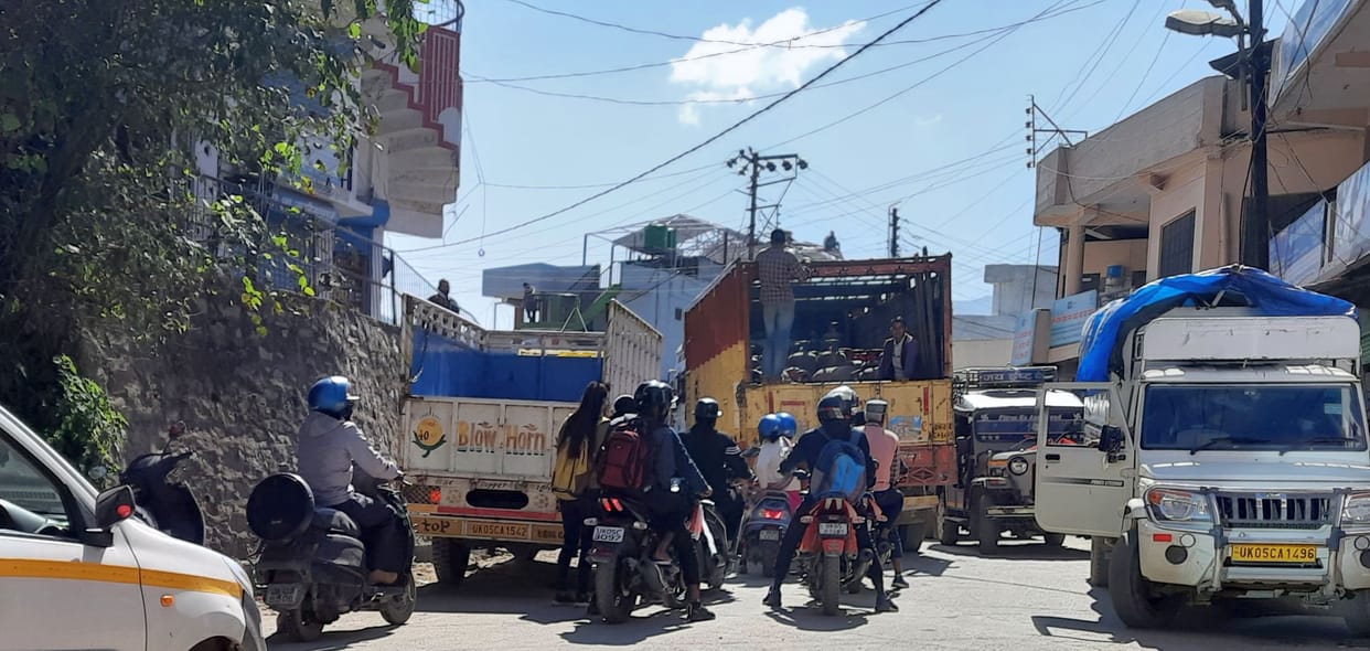 Traffic Problum in Pithauragarh