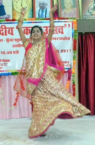 Manya in classical dance and Smriti victorious in folk dance