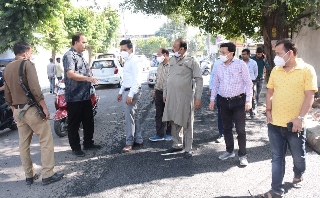 In the road disputes being made under the announcement of the Chief Minister