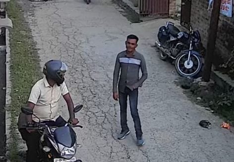 fathepur news,Theft of three lakhs by breaking the bike's trunk