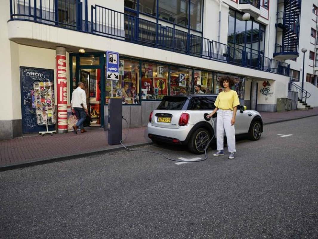 British luxury car maker Mini officially reveals some technical details of upcoming new Cooper Electric