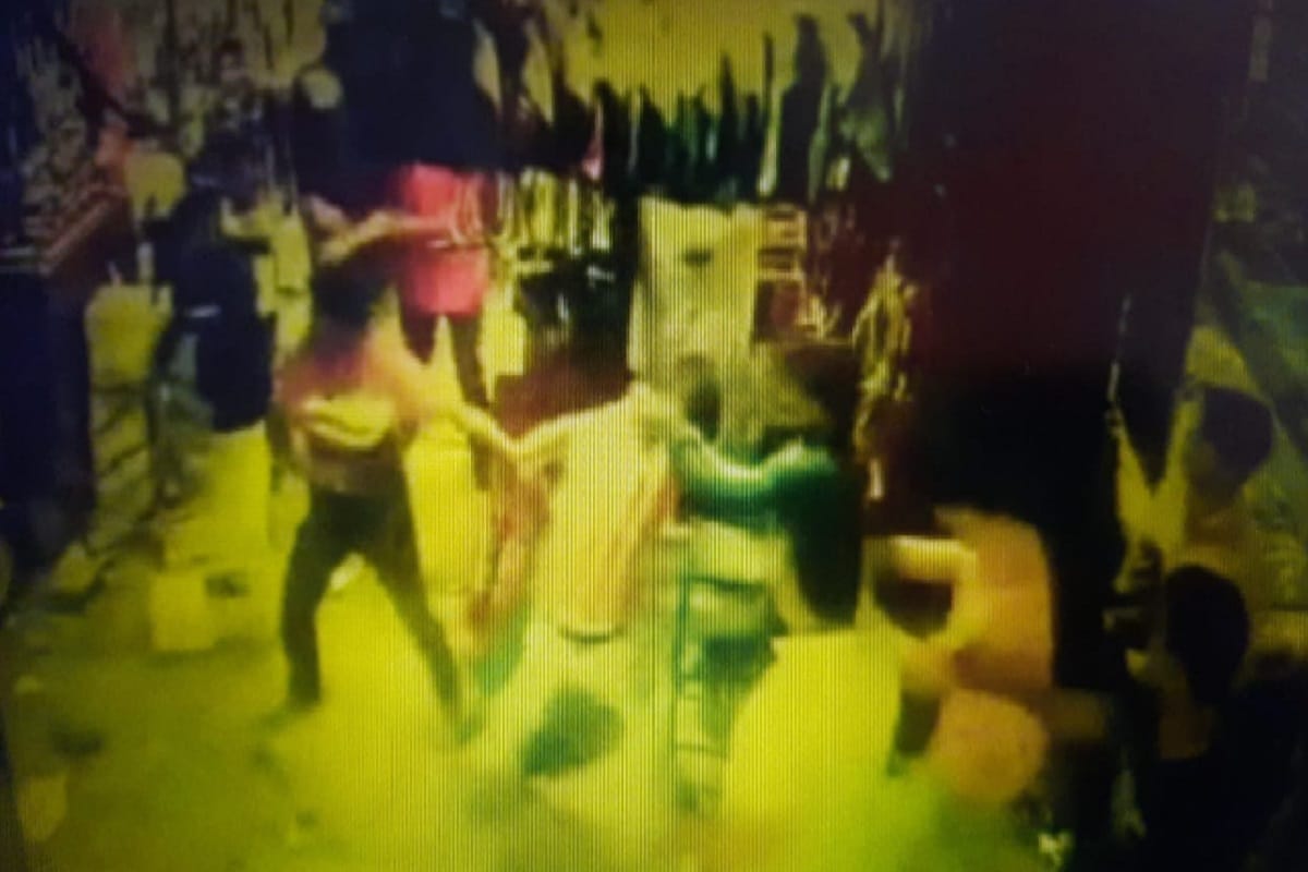 Meerut News: Fight in two sides in Bhagat Singh Market in the city and many people injured
