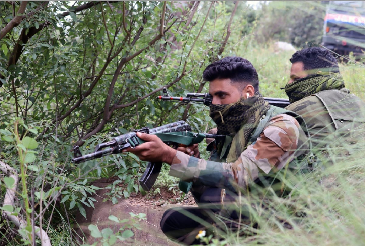 Jammu-Kashmir: Movement of terrorist organizations intensified in PoK, terrorist infiltration may increase in Rajori and Poonch before snowfall