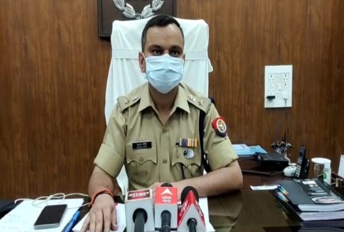 Accused of thrashing her husband out of the house for not having an unnatural relationship in pratapgarh