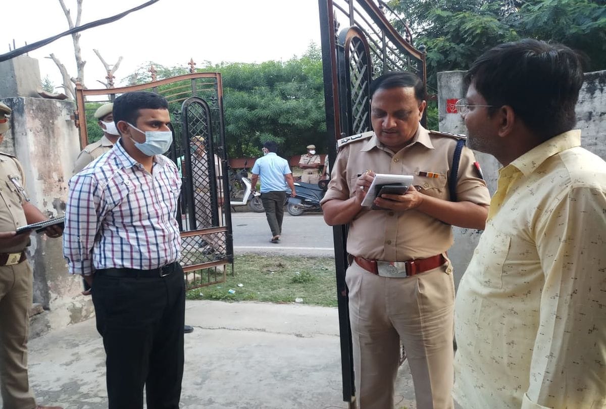 Miscreants Loot With Business 1.70 Lakh Rupees Inside Story Of Crime
