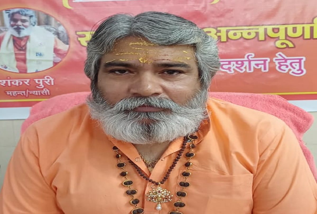 Dhundhiraj Ganesh  statue should remain intact Mahant of Annapurna temple opposes  removal of temple