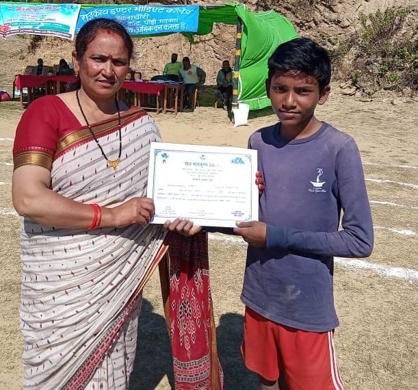 Sahil and Diksha won in 100 meters race