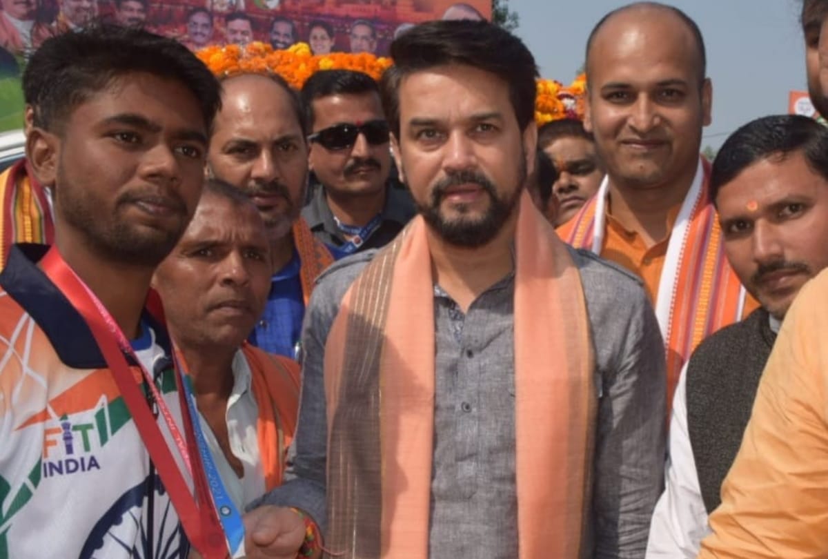 BJP will win more than 300 seats in UP Election 2022 says cabinet minister Anurag Thakur.