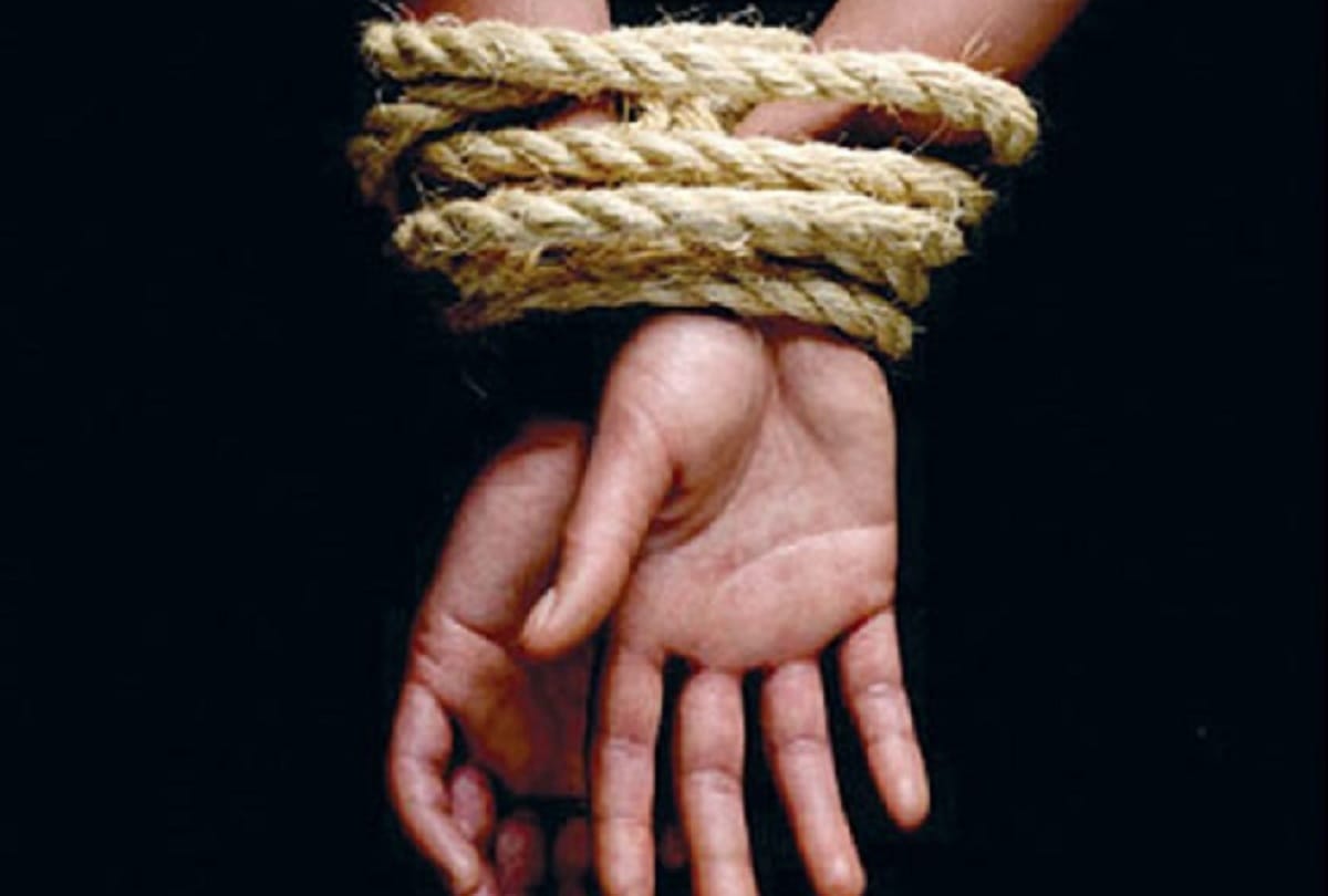 relative kidnapped finance businessman and extorted Rs 3.25 crore in Ghaziabad