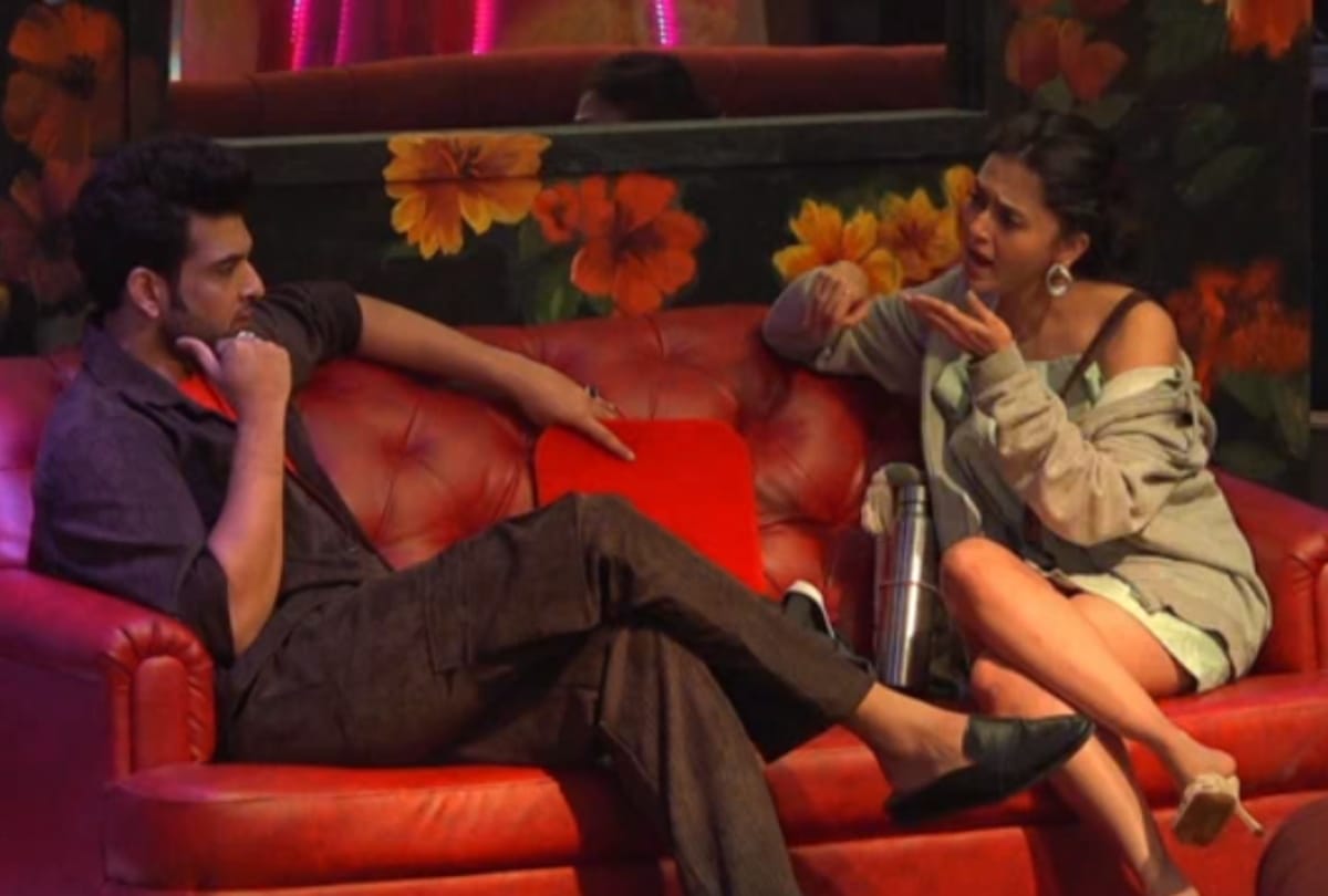 bigg boss 15 tejasswi prakash gets irritated from karan kundrra, actor says to akasa singh we are totally opposite