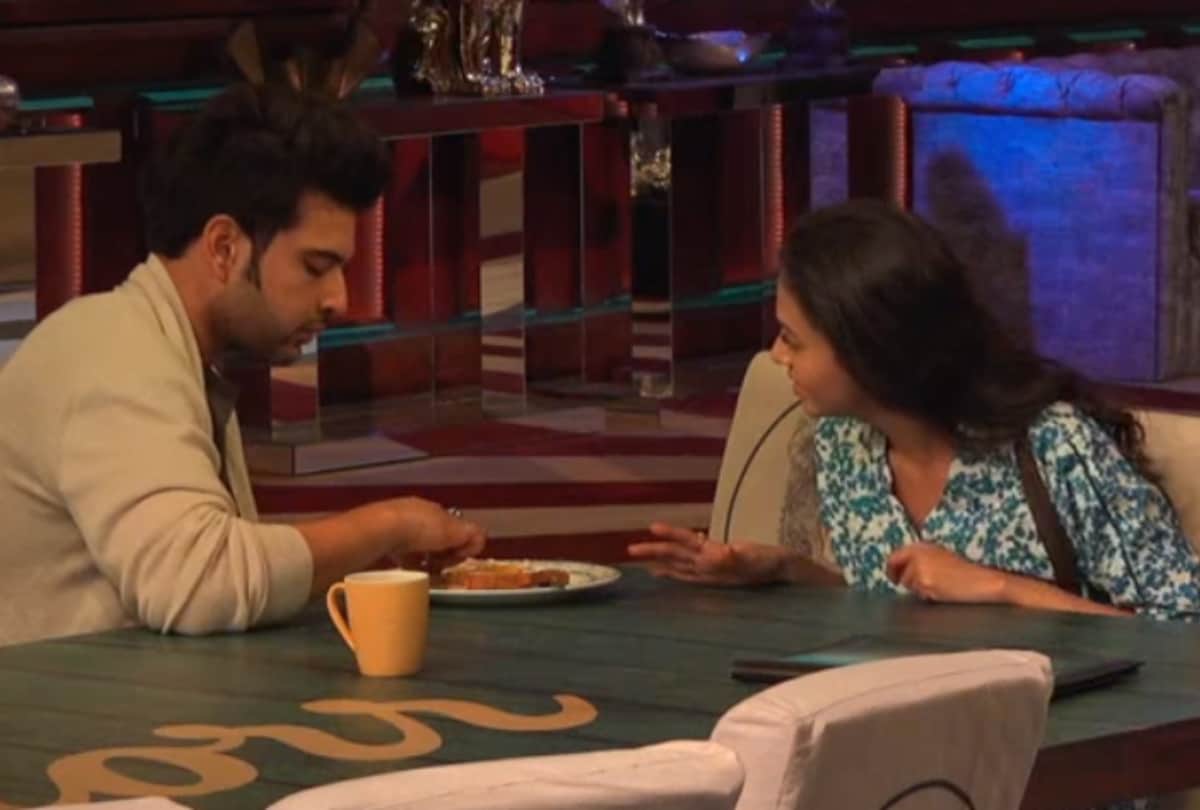 bigg boss 15 tejasswi prakash gets irritated from karan kundrra, actor says to akasa singh we are totally opposite