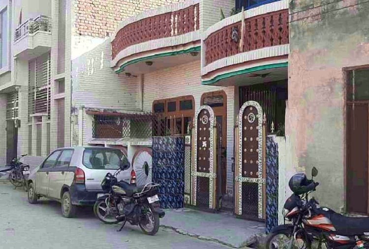 A case of robbery has also been registered against Deepak in Jind