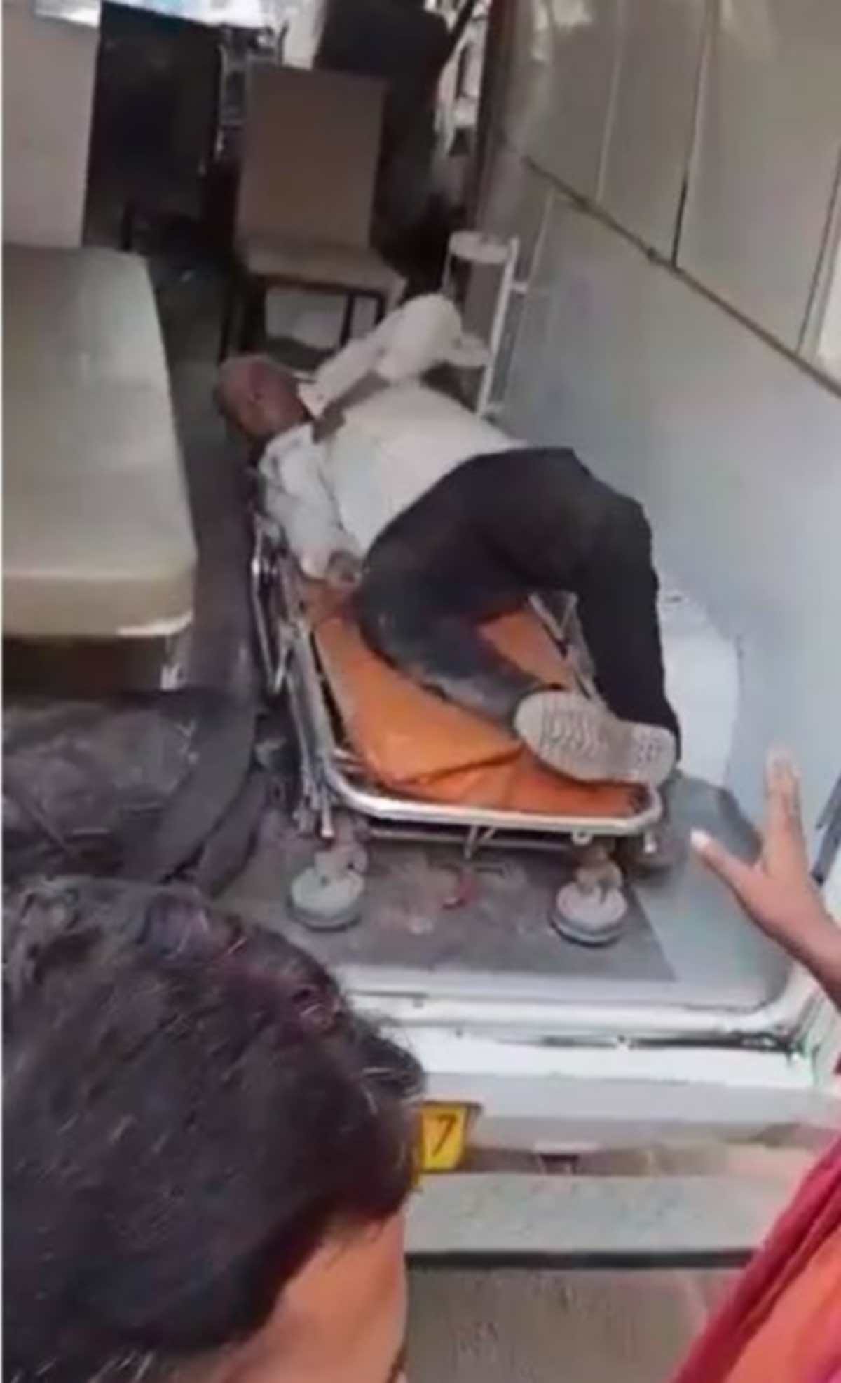 guard had heart attack going on duty traffic police reached him hospital in varanasi