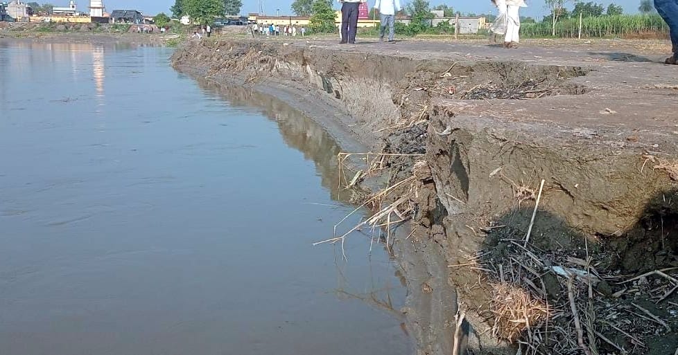 The depth of the Ganges came in the way of the preparations for the fair